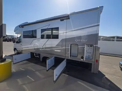 2027 Entegra Coach Qwest photo 23
