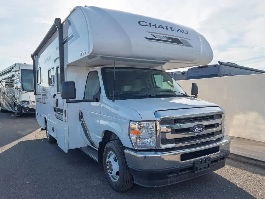 2027 Thor Motor Coach Chateau exterior
