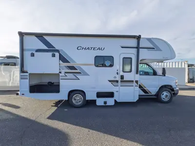 2027 Thor Motor Coach Chateau photo 18