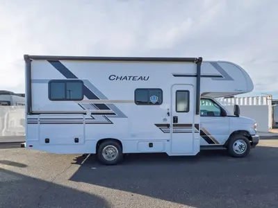 2027 Thor Motor Coach Chateau photo 17