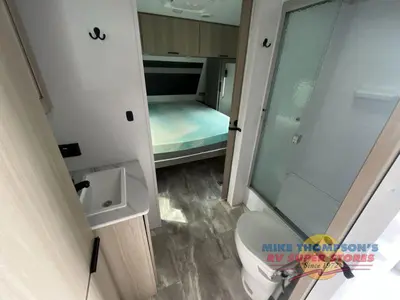 2025 Dutchmen RV Kodiak photo 19