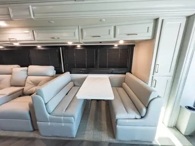 2027 Fleetwood Bounder photo 7