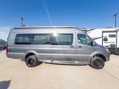 2027 Entegra Coach Insignia photo 20
