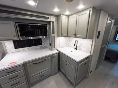 2027 Tiffin Motorhomes Allegro BAY photo 12