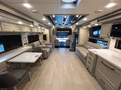 2027 Tiffin Motorhomes Allegro BAY photo 4