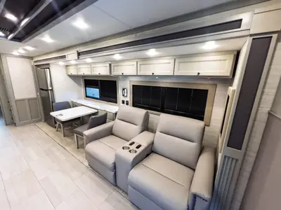 2027 Tiffin Motorhomes Allegro BAY photo 7