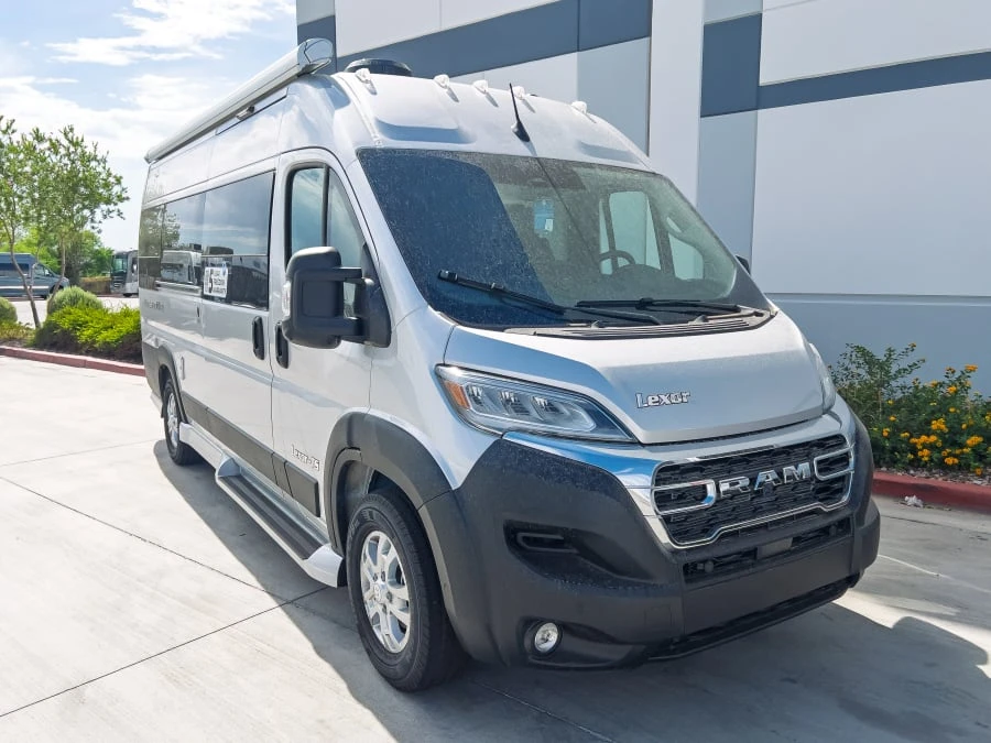 2027 Pleasure Way Lexor exterior