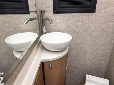 2027 Tiffin Motorhomes Wayfarer photo 15