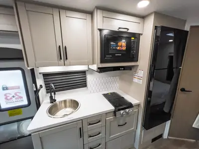 2027 Entegra Coach Odyssey SE photo 10