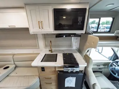 2027 Thor Motor Coach Chateau photo 8
