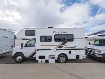 2027 Thor Motor Coach Chateau photo 23