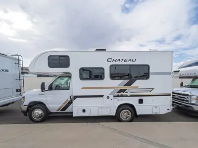 2027 Thor Motor Coach Chateau photo 22
