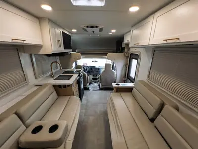 2027 Thor Motor Coach Chateau photo 4