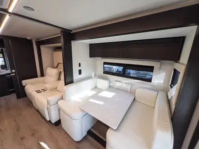 2027 Tiffin Motorhomes Wayfarer photo 7