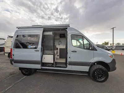 2027 Thor Motor Coach Tranquility photo 15