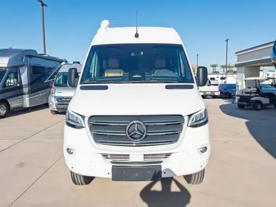 2027 Entegra Coach Insignia photo 21