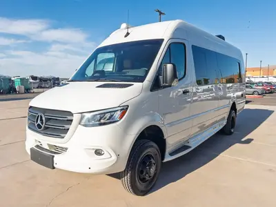2027 Entegra Coach Insignia photo 23