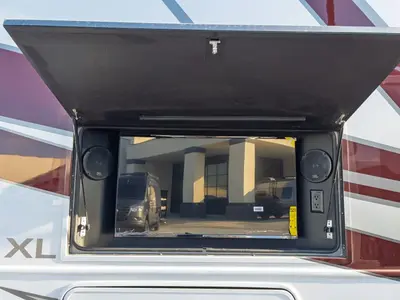 2027 Entegra Coach Vision XL photo 21