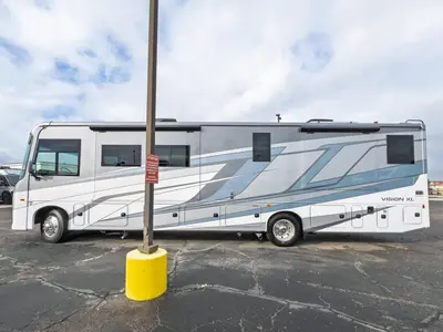 2027 Entegra Coach Vision XL photo 30