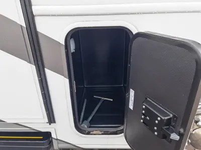 2027 Entegra Coach Vision XL photo 29
