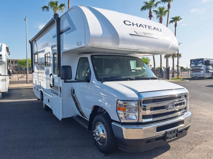 2027 Thor Motor Coach Chateau exterior