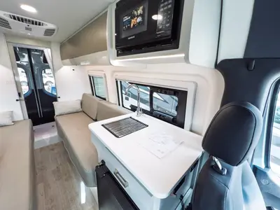2027 Thor Motor Coach Tranquility photo 7
