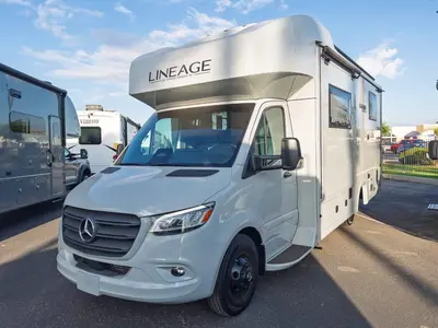 2027 Grand Design Lineage Series M photo 30