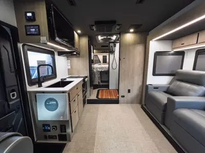 2027 Grand Design Lineage Series M photo 6