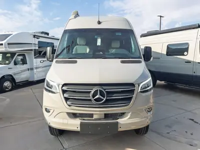 2027 Entegra Coach Insignia photo 21