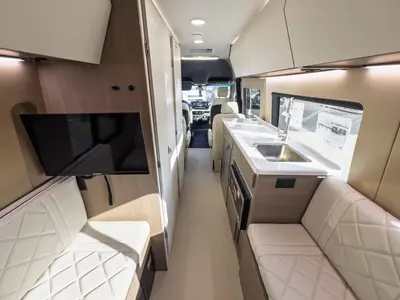 2027 Entegra Coach Insignia photo 5