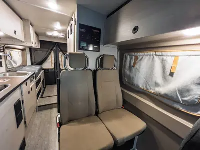 2027 Winnebago Solis photo 7