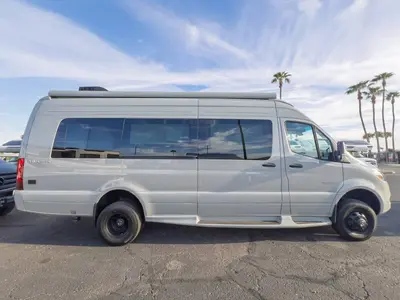 2027 Entegra Coach Insignia photo 18