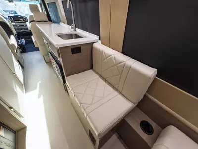 2027 Entegra Coach Insignia photo 15