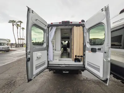 2027 Entegra Coach Ethos photo 2