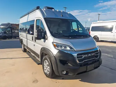 2027 Thor Motor Coach Tellaro exterior