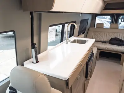 2027 Entegra Coach Insignia photo 11