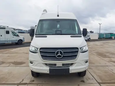 2027 Entegra Coach Insignia photo 21