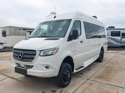 2027 Entegra Coach Insignia photo 23