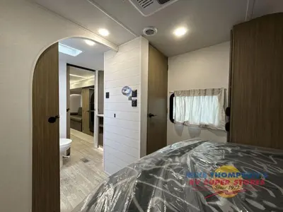 2026 Forest River RV Wildwood photo 34