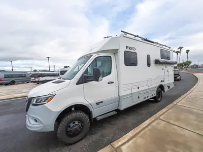 2027 Winnebago Ekko photo 22