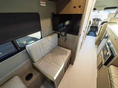 2027 Entegra Coach Insignia photo 14