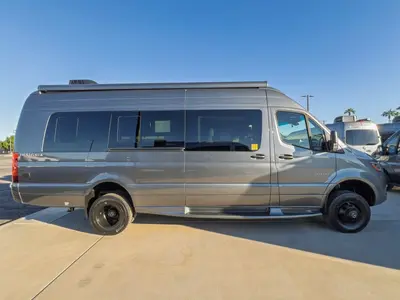 2027 Entegra Coach Insignia photo 18