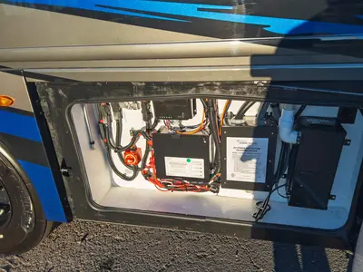 2027 Fleetwood Discovery LXE photo 26