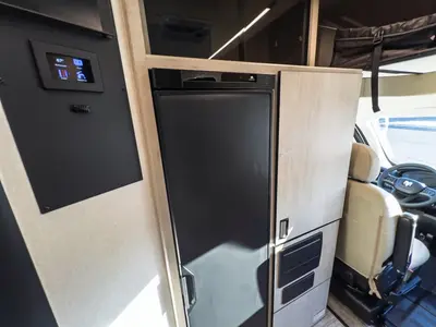 2027 Winnebago Resa IUH19DC photo 7