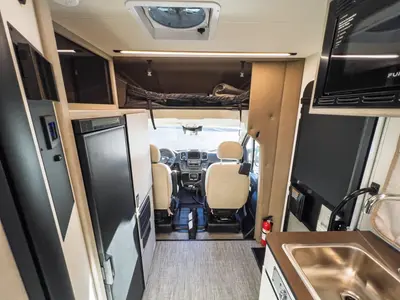 2027 Winnebago Resa IUH19DC photo 4