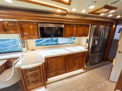 2021 Tiffin Motorhomes Allegro BUS photo 12