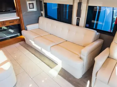 2021 Tiffin Motorhomes Allegro BUS photo 8