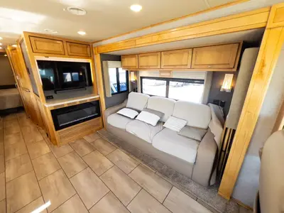 2022 Tiffin Motorhomes Allegro photo 6