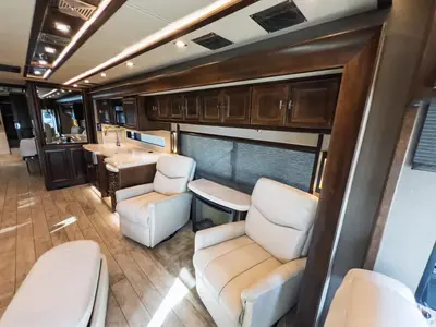 2019 Tiffin Motorhomes Allegro BUS photo 6
