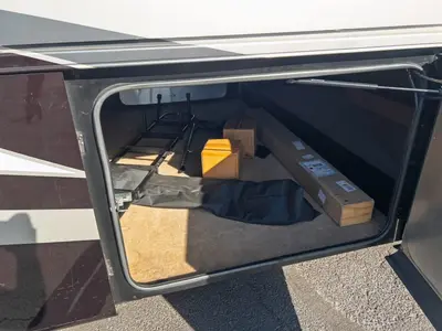 2019 Tiffin Motorhomes Allegro BUS photo 25